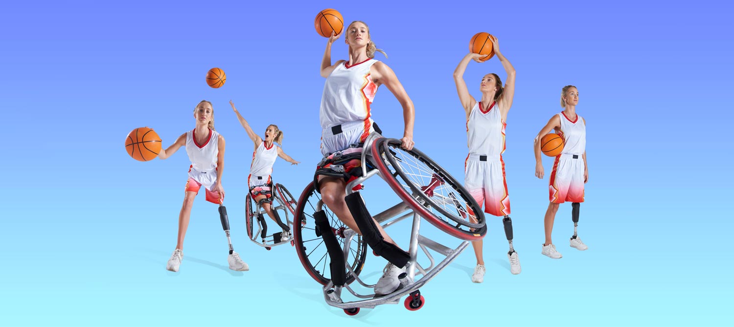 Basketball athlete in a wheelchair with prosthetic leg