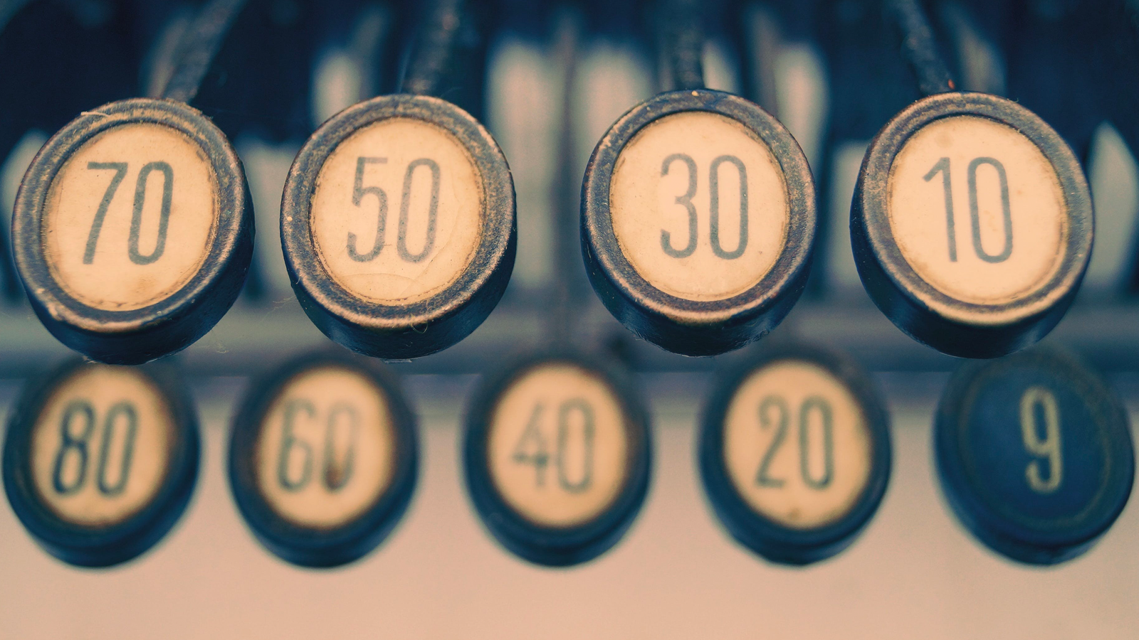 The Weekly 10: marketing, media and industry statistics to know now — October 25, 2023 edition