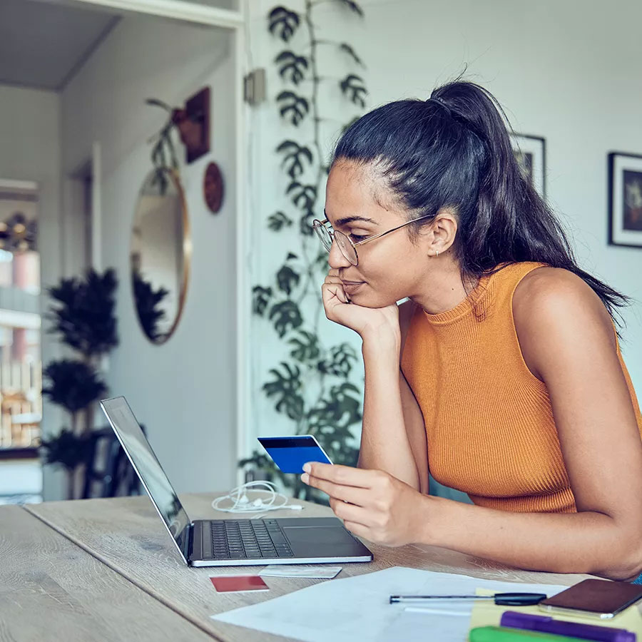 Triggered direct mail program connects online and offline strategies